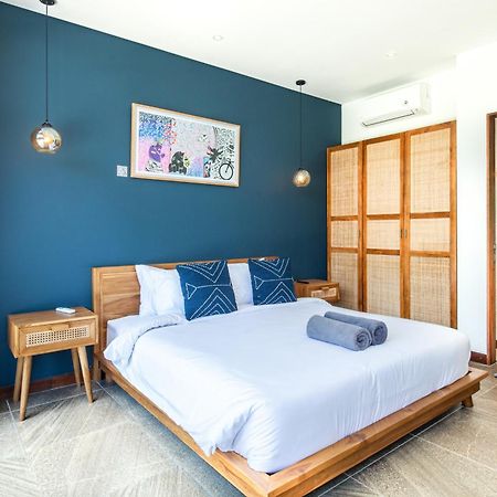 Brand New 5 Bedroom Villa Enclosed Living Room Canggu Exterior foto