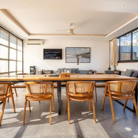 Brand New 5 Bedroom Villa Enclosed Living Room Canggu Exterior foto