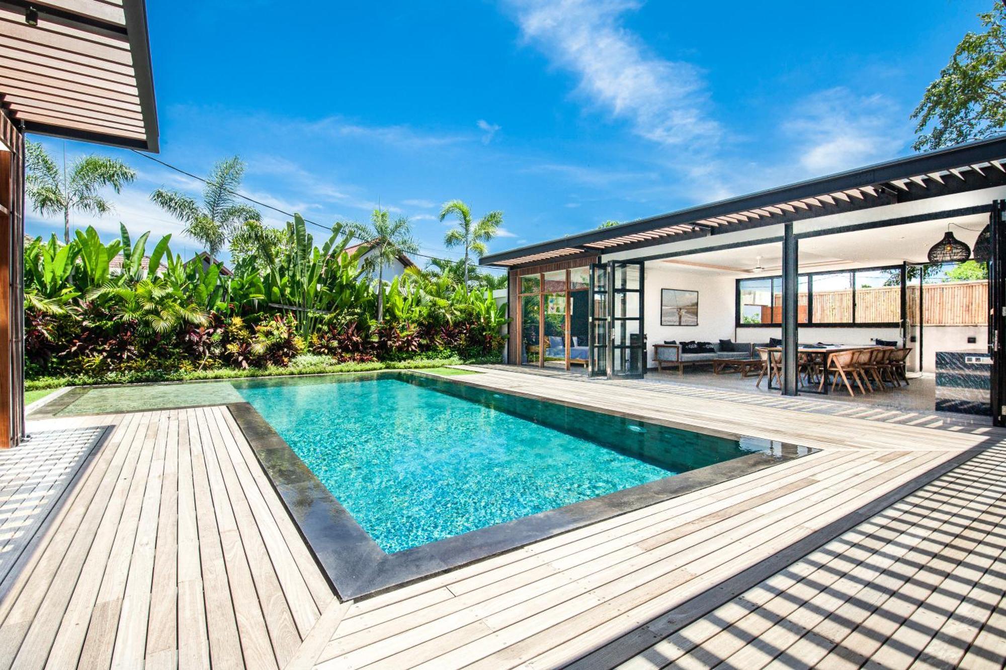 Brand New 5 Bedroom Villa Enclosed Living Room Canggu Exterior foto