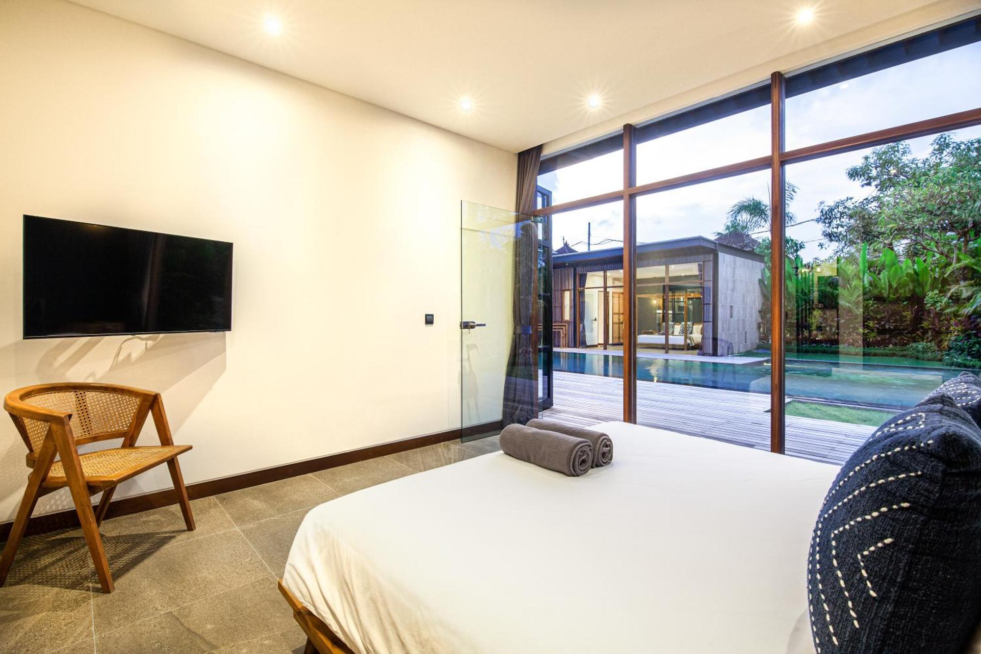 Brand New 5 Bedroom Villa Enclosed Living Room Canggu Exterior foto