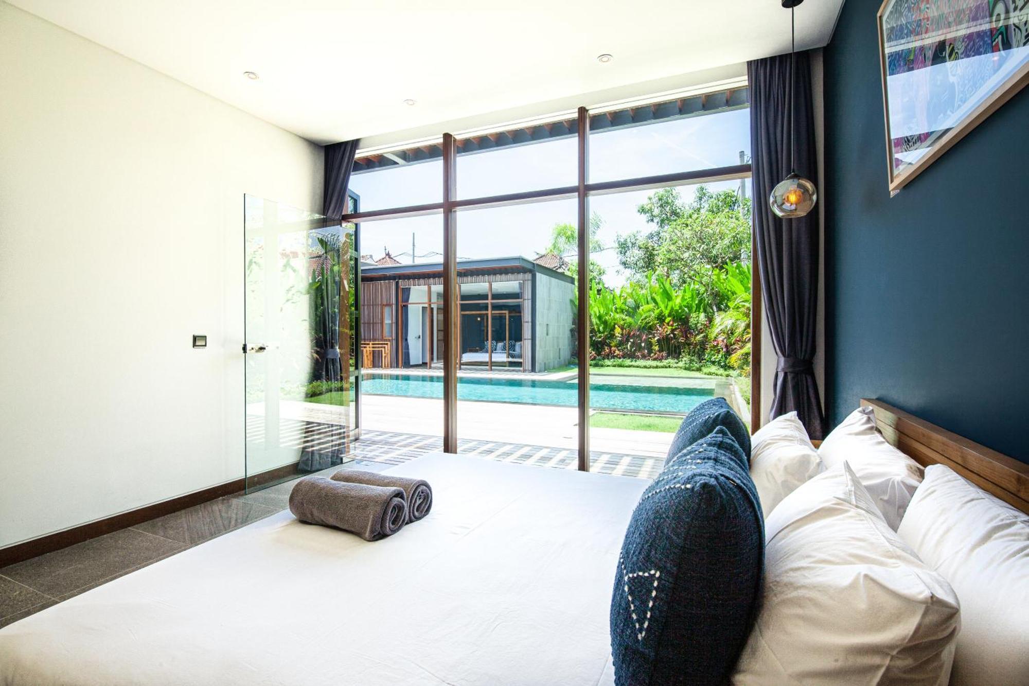 Brand New 5 Bedroom Villa Enclosed Living Room Canggu Exterior foto